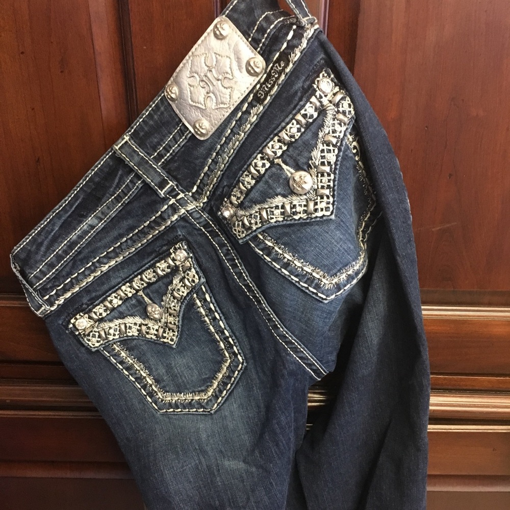 Miss Me jeans SZ 28 from The Buckle
